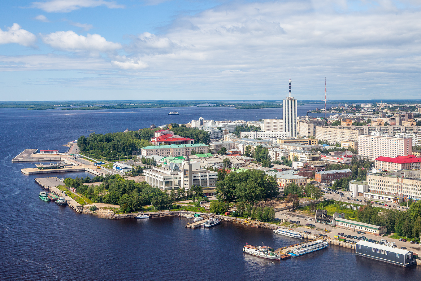 Arkhangelsk from Above &mdash; Yak-18T Aerial Flight